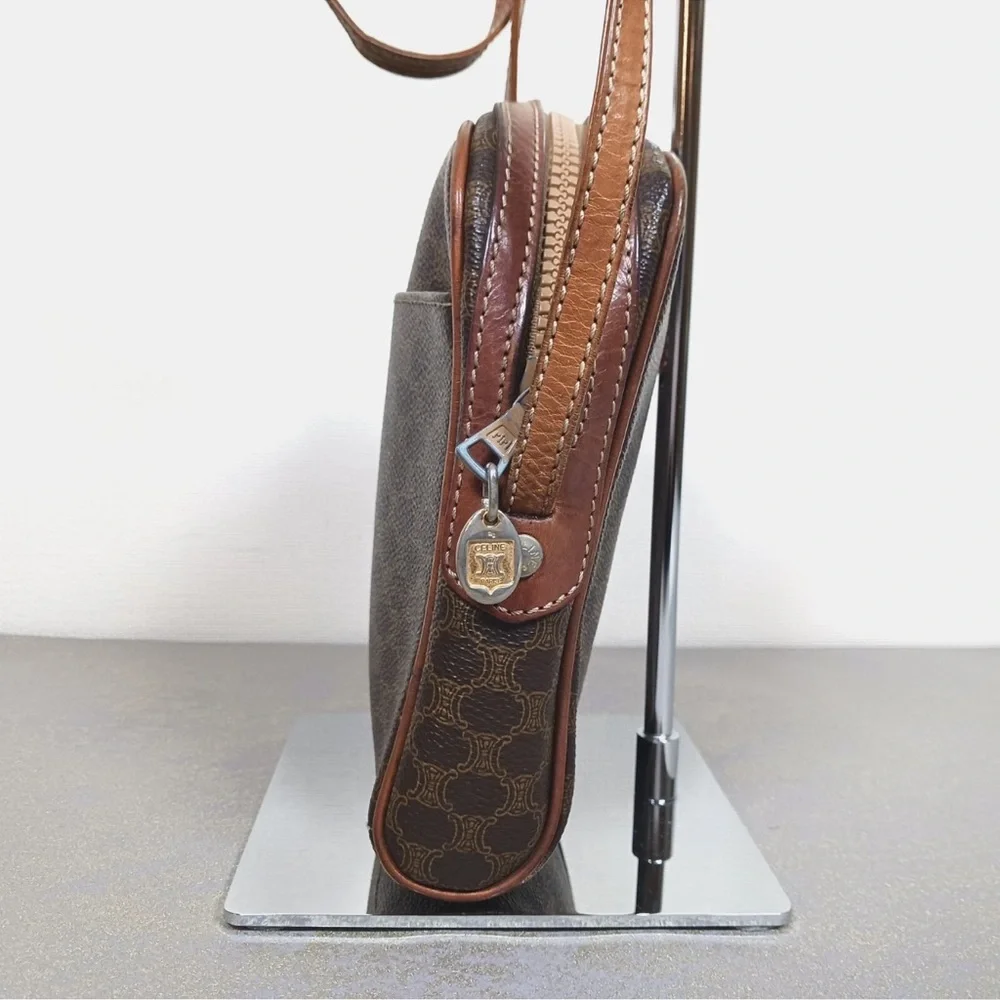 Céline Vintage Macadam Brown Coated Canvas Crossbody – Rare Paris Edition - Picture 6 of 15